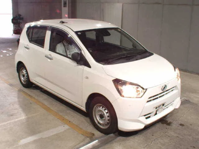 Daihatsu Mira e:S LA350S 2021